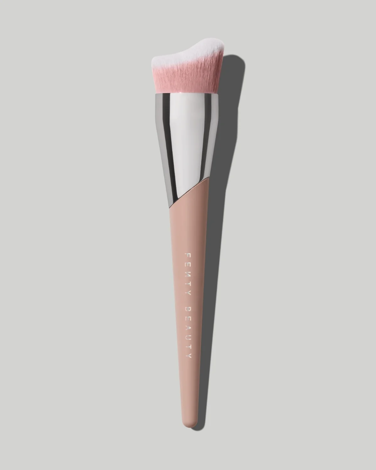 Fluid Flex Foundation Brush 165